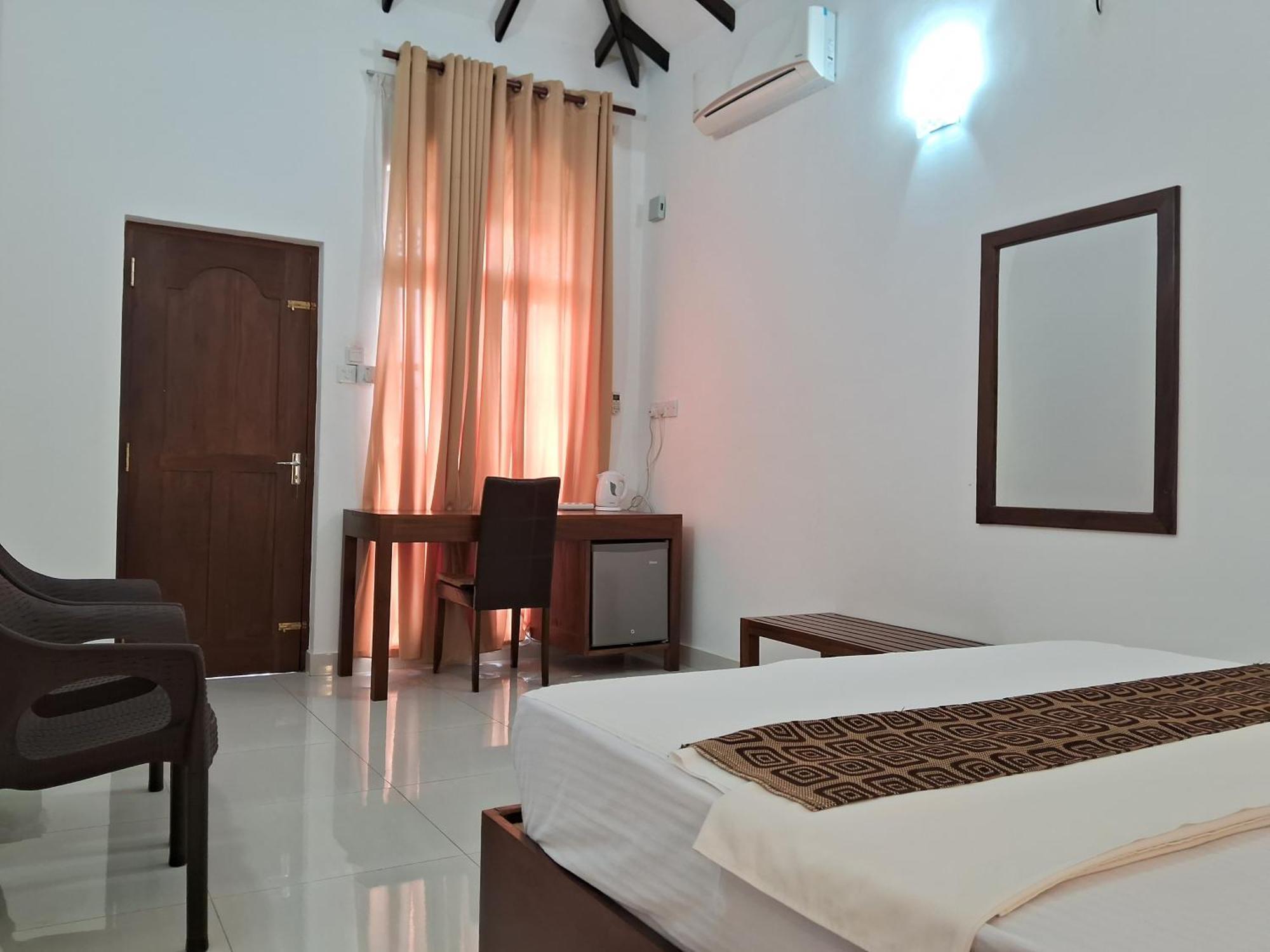 Holiday Fashion Inn Negombo Pokój zdjęcie