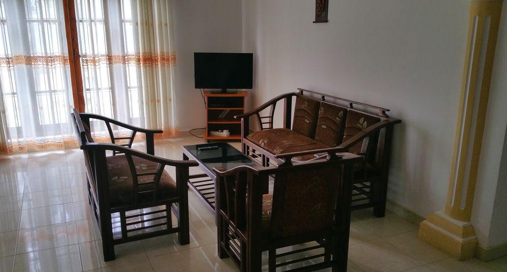 Holiday Fashion Inn Negombo Zewnętrze zdjęcie